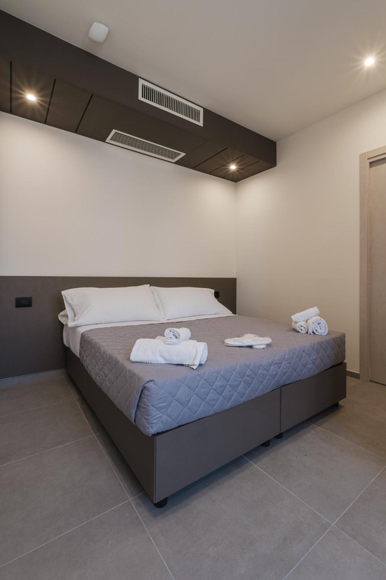 Residence Goldoni6 Suite Apartment Rimini Esterno foto