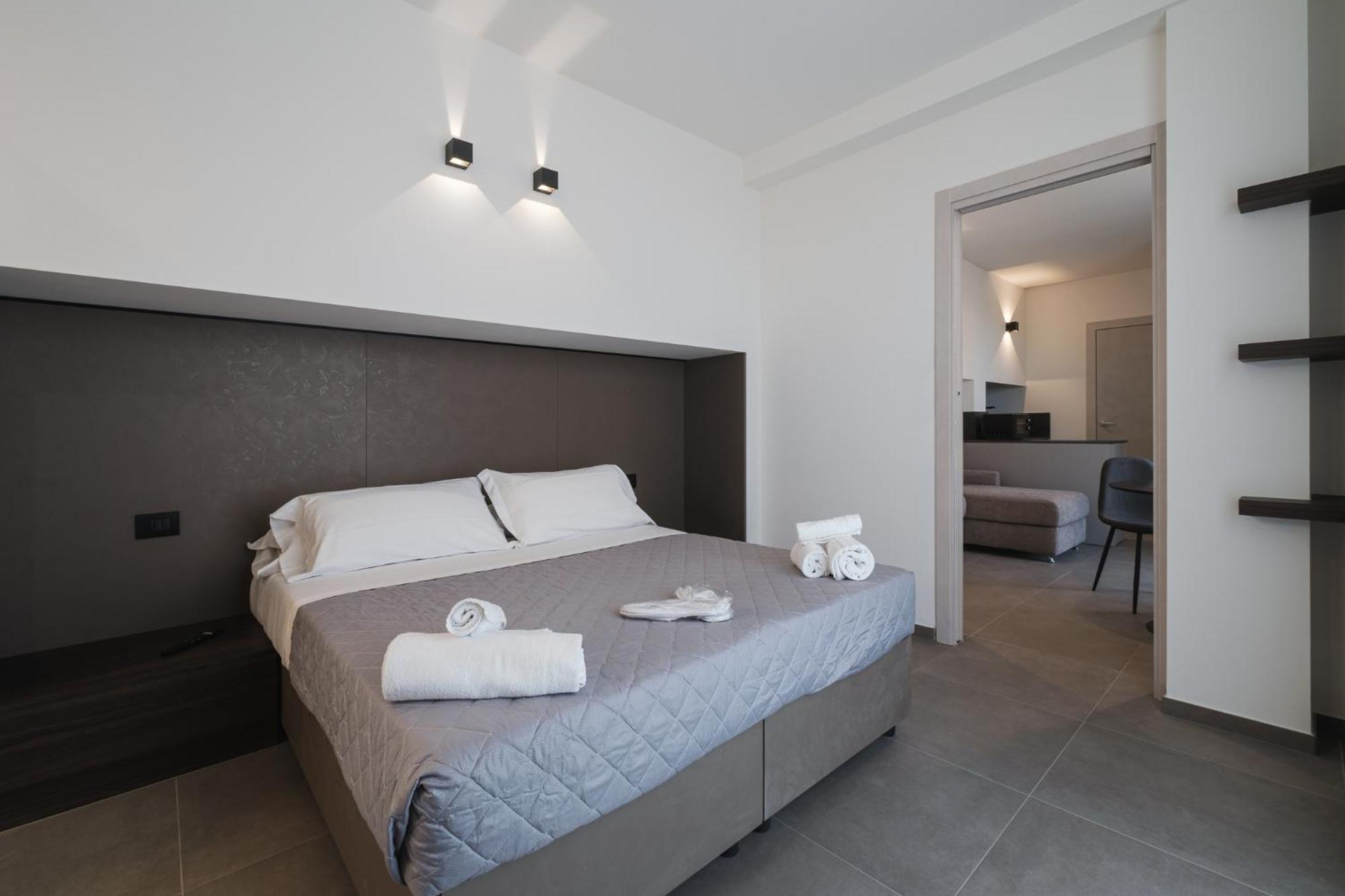 Residence Goldoni6 Suite Apartment Rimini Esterno foto