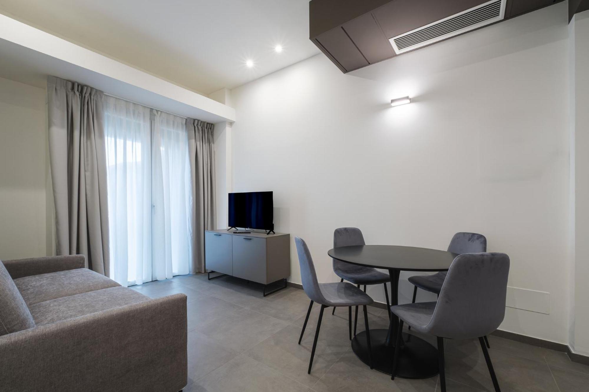 Residence Goldoni6 Suite Apartment Rimini Esterno foto