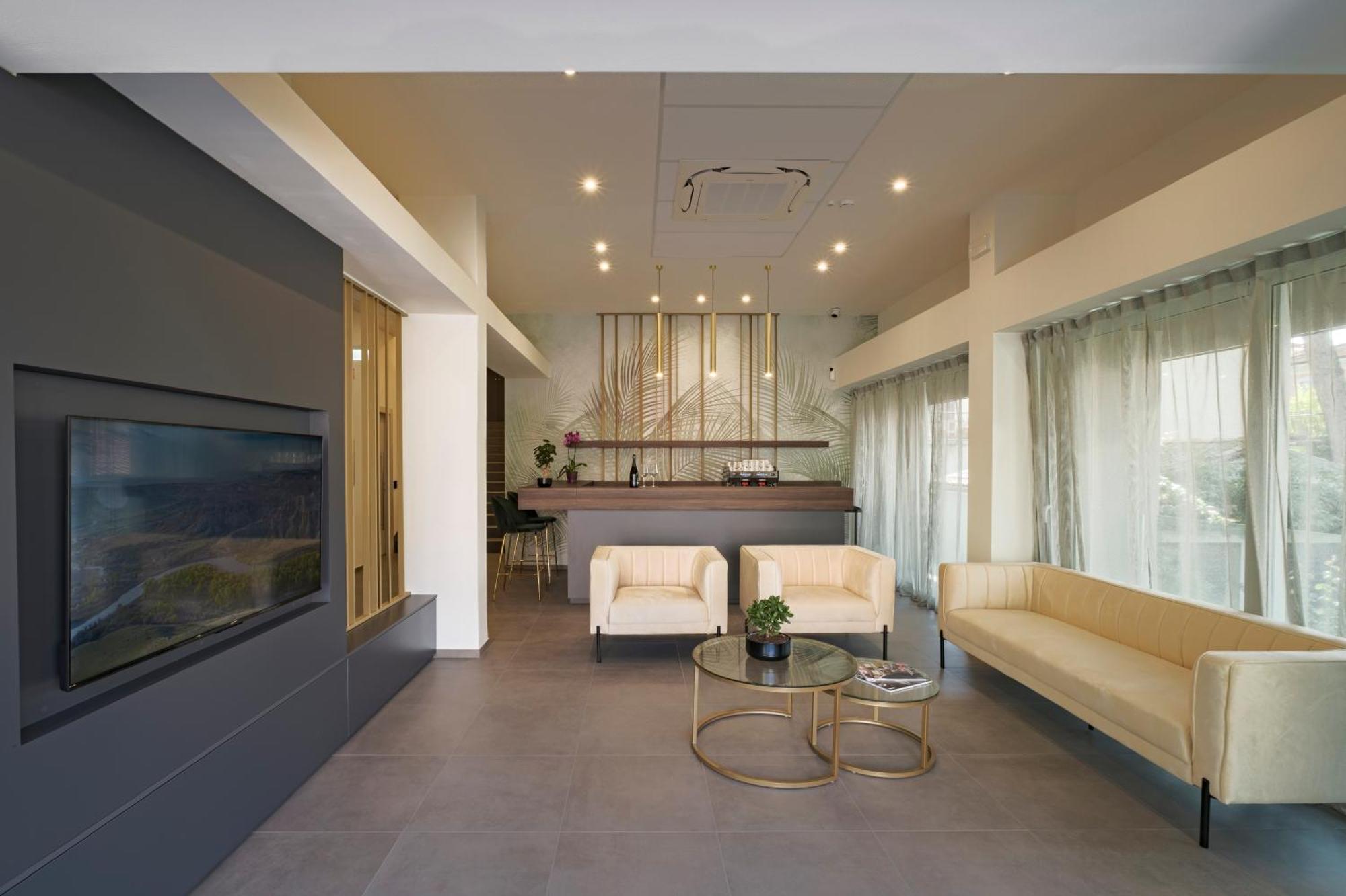 Residence Goldoni6 Suite Apartment Rimini Esterno foto
